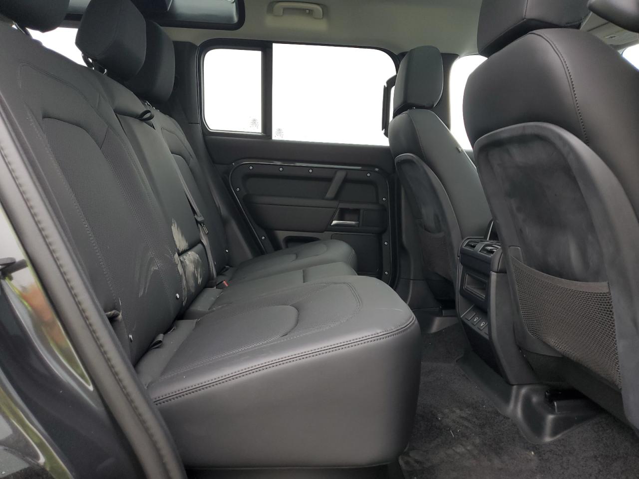 2025 LAND ROVER DEFENDER 110 X-DYNAMIC SE 2025 LAND ROVER DEFENDER 110 X-DYNAMIC SE