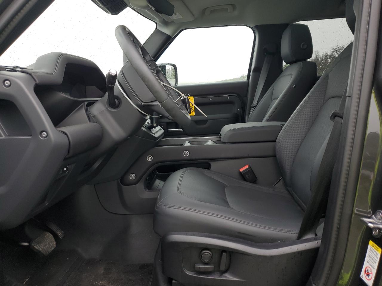 2025 LAND ROVER DEFENDER 110 X-DYNAMIC SE 2025 LAND ROVER DEFENDER 110 X-DYNAMIC SE