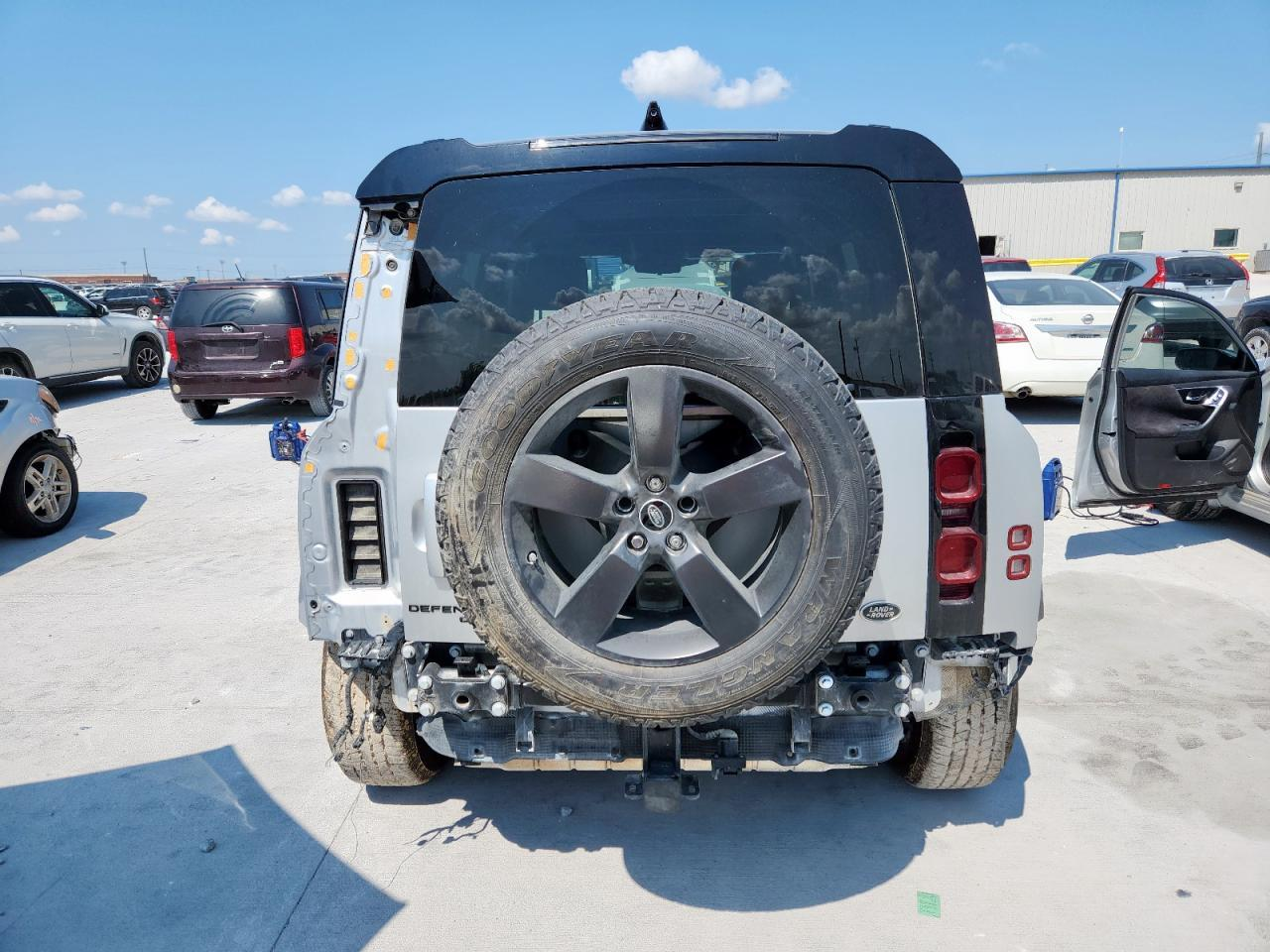 2020 LAND ROVER DEFENDER 110 HSE 2020 LAND ROVER DEFENDER 110 HSE