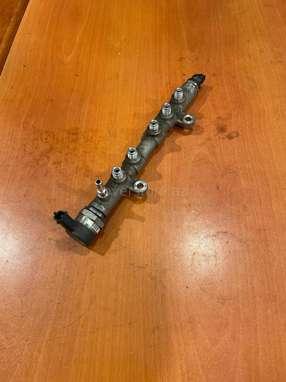 KIT WITH 2.0 DIESEL FUEL RIVET AND SPRINKLER